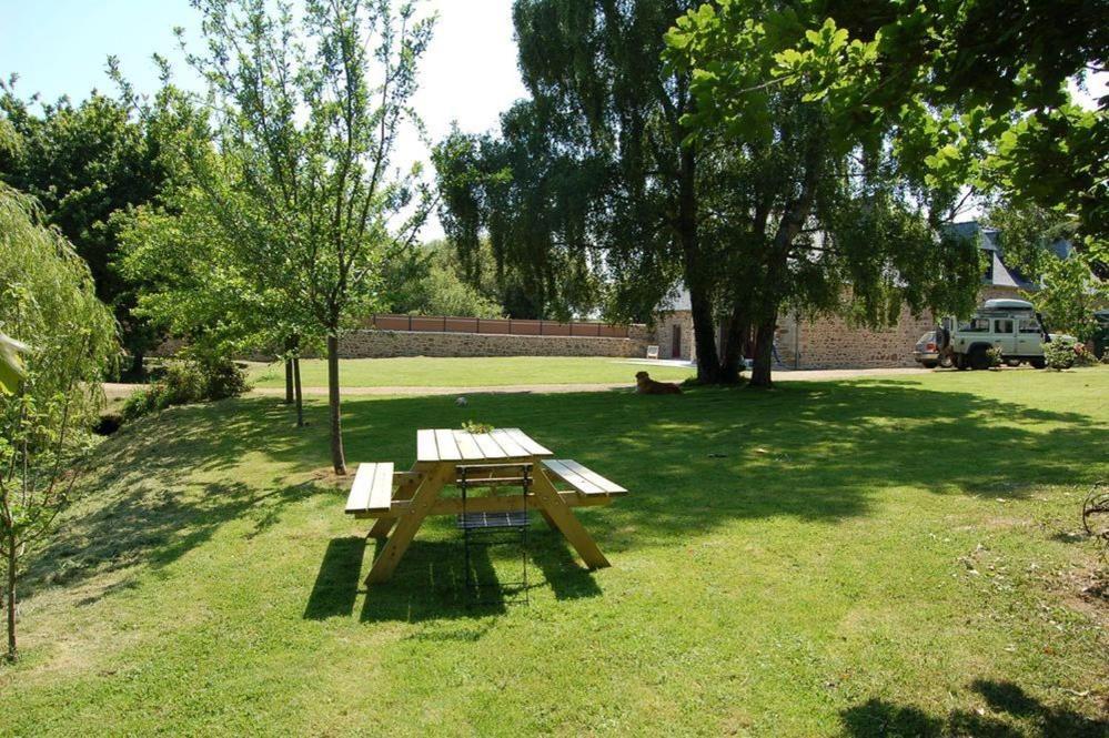 Vila Les Longeres Du Trieux Lézardrieux Pokoj fotografie